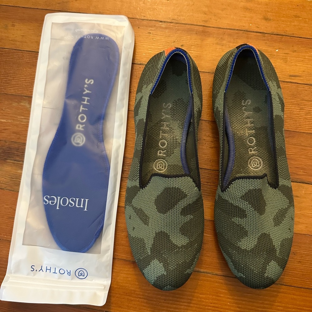 Camo Rothy’s loafer with brand new unopened insoles, size 8
